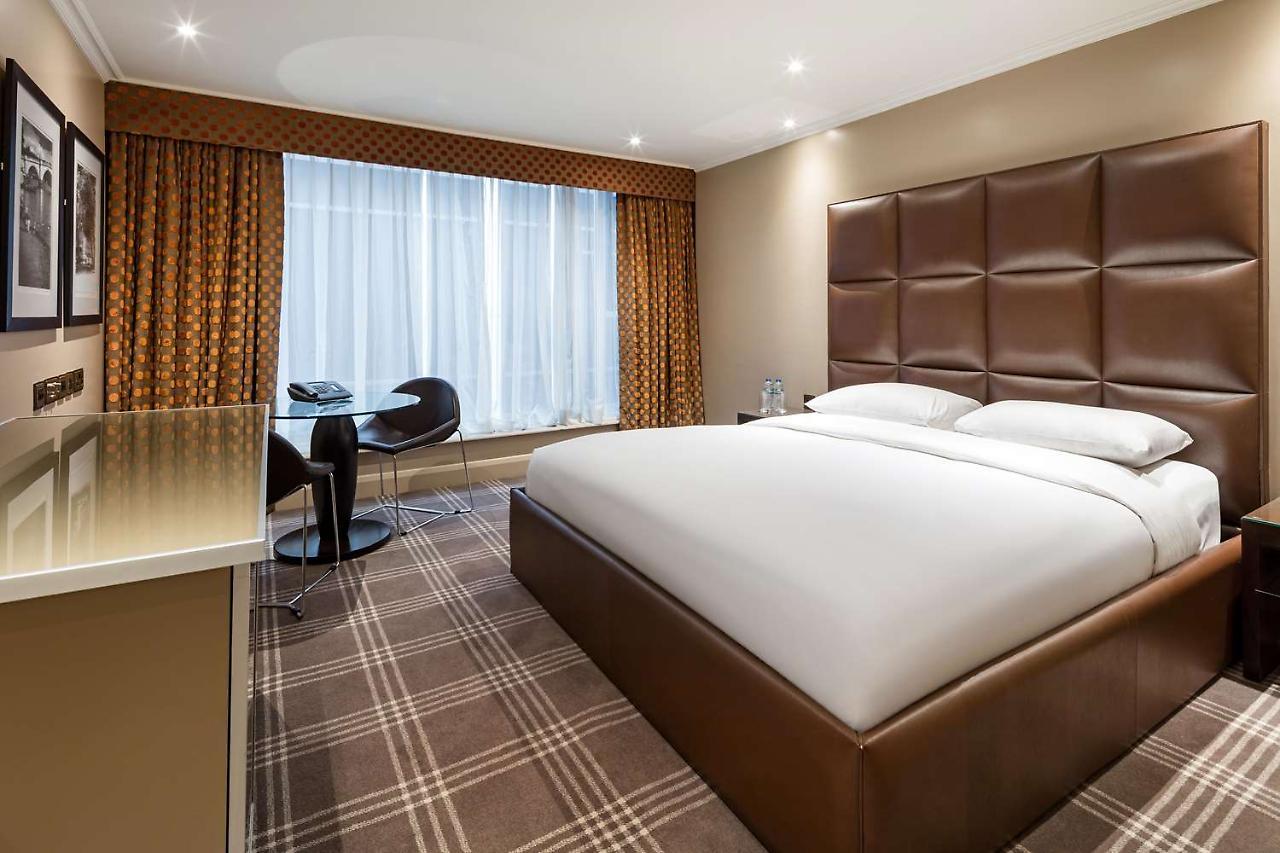 Radisson Blu Hotel, London Heathrow Hillingdon Exteriér fotografie