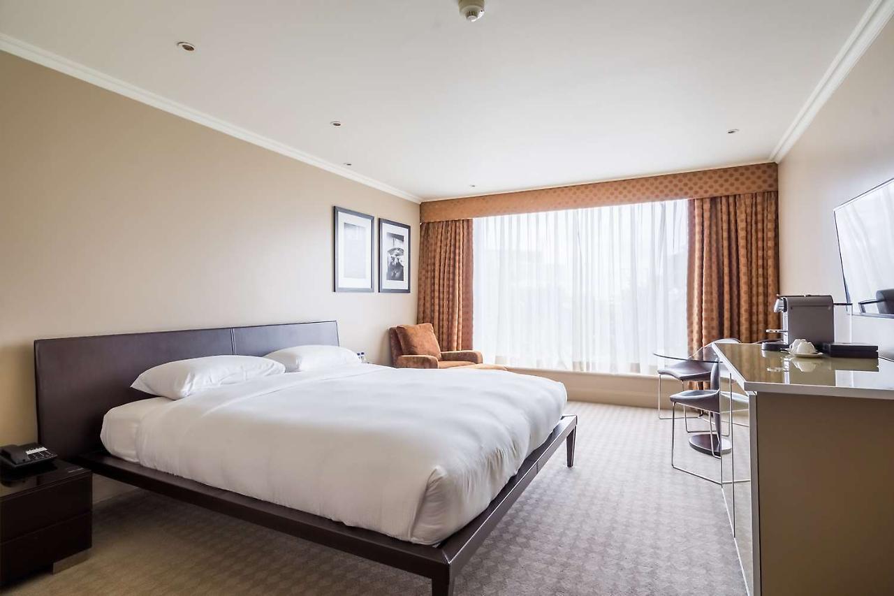 Radisson Blu Hotel, London Heathrow Hillingdon Exteriér fotografie